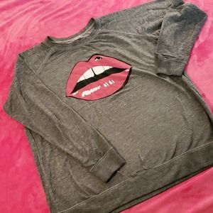 Lovesick light weight sweatshirt with lips